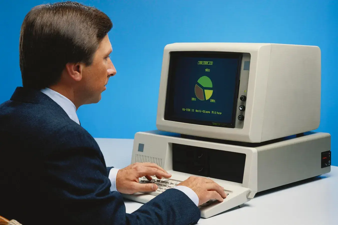 Décadas antes do Google, dois homens criaram a primeira busca online