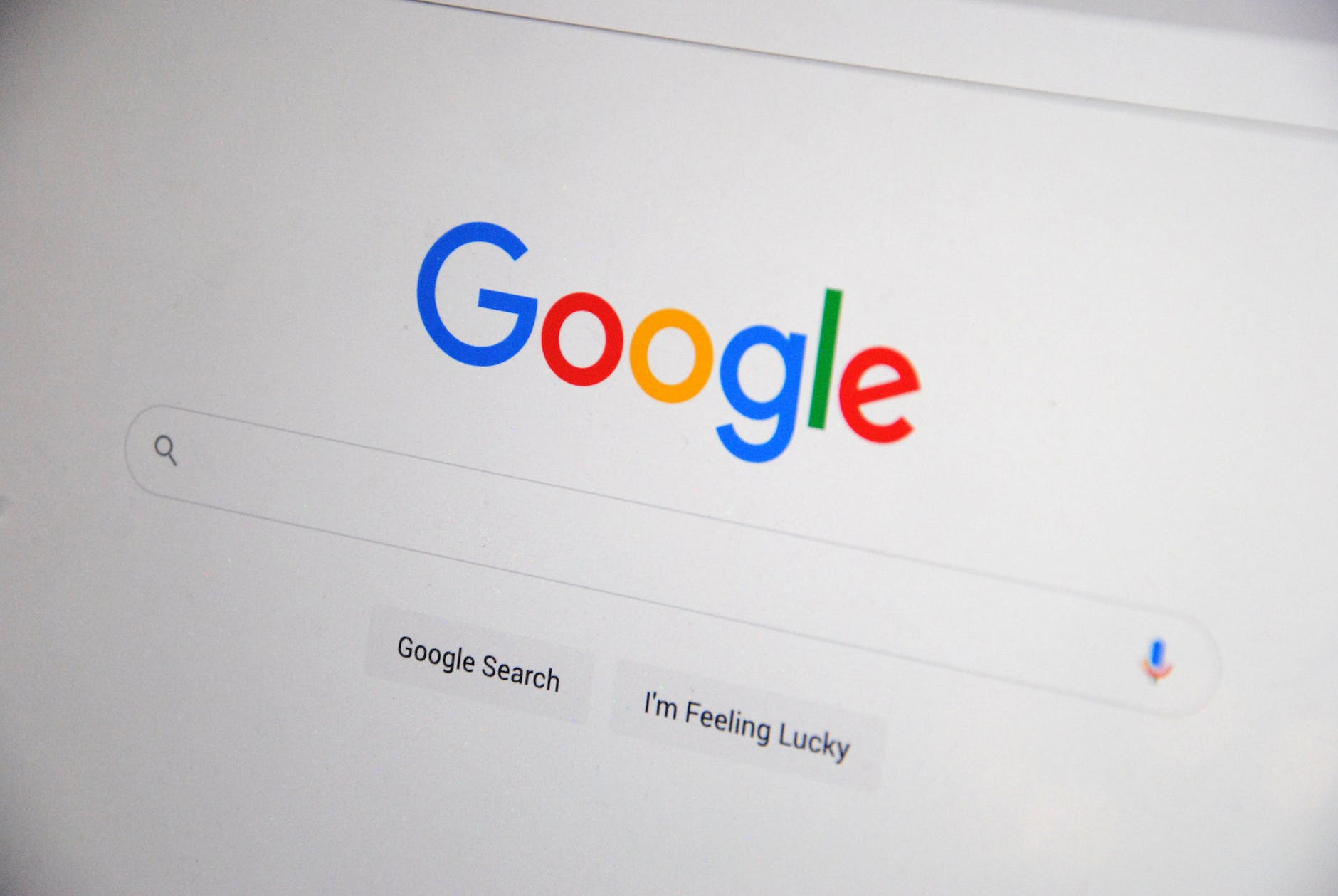 Google testa novo recurso ‘Discussions’ dentro da Busca para incentivar debates entre usuários